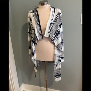 Cardigan Shrug in XL